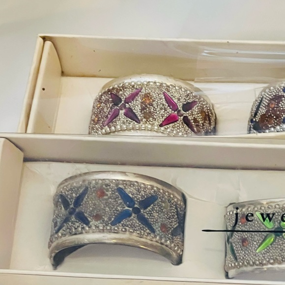 NWT Pier 1 Jeweled Silver Plated Napkin Rings ~ Eight (8) - Picture 3 of 6